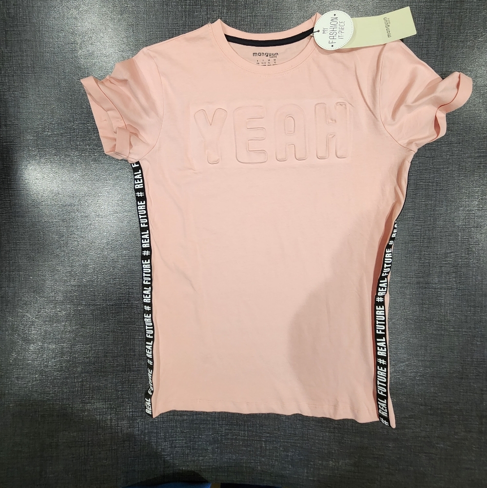 Manguun Boys Tee XL NWT